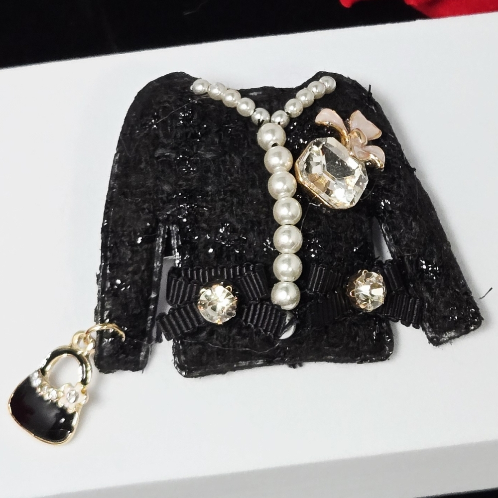 Black Blazer Brooch Pearl Rhinestone Bow Handbag Dangle Mini Couture Lapel Pin